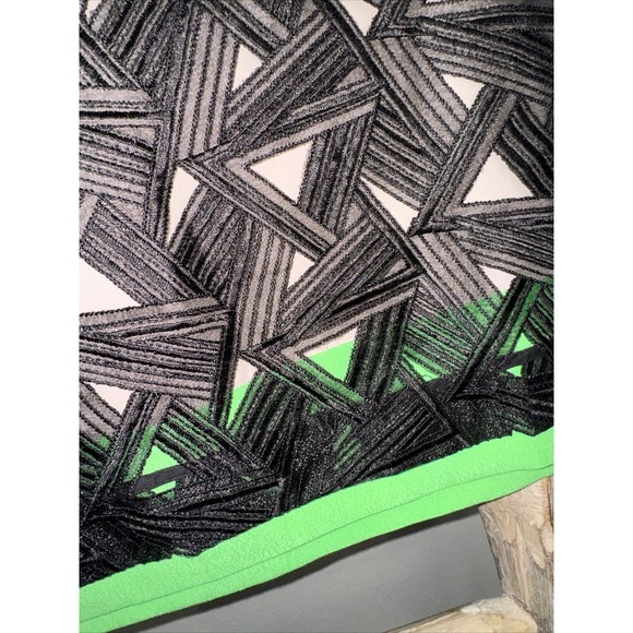 Diane von Furstenberg DVF Patterned  Black Green Fuchsia Mini Skirt NWOT‎ sz 6 - Picture 2 of 7